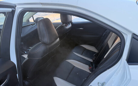 Toyota Corolla, 2022 год, 2 700 000 рублей, 10 фотография