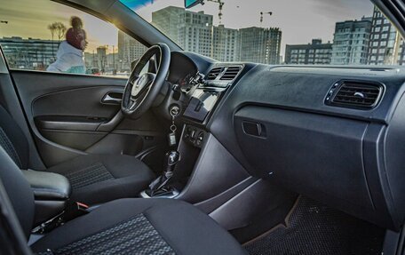 Volkswagen Polo VI (EU Market), 2018 год, 950 000 рублей, 20 фотография