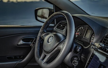 Volkswagen Polo VI (EU Market), 2018 год, 950 000 рублей, 18 фотография