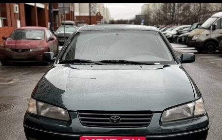 Toyota Camry, 1999 год, 540 000 рублей, 19 фотография