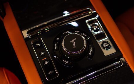 Rolls-Royce Cullinan, 2025 год, 89 900 000 рублей, 20 фотография