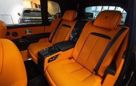 Rolls-Royce Cullinan, 2025 год, 89 900 000 рублей, 16 фотография