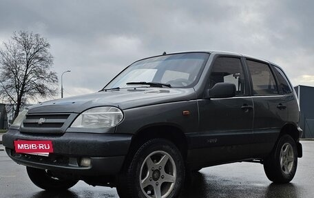Chevrolet Niva I рестайлинг, 2004 год, 230 000 рублей, 4 фотография