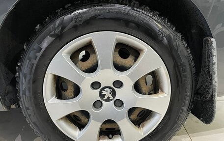 Peugeot 408 I рестайлинг, 2014 год, 600 000 рублей, 17 фотография