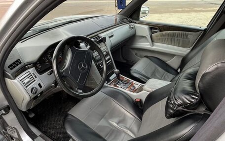 Mercedes-Benz E-Класс, 1998 год, 550 000 рублей, 9 фотография