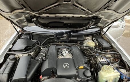 Mercedes-Benz E-Класс, 1998 год, 550 000 рублей, 10 фотография