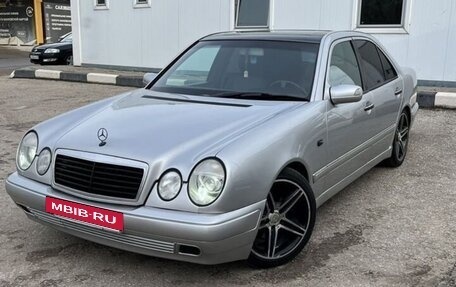 Mercedes-Benz E-Класс, 1998 год, 550 000 рублей, 7 фотография