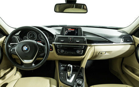 BMW 3 серия, 2015 год, 1 599 898 рублей, 13 фотография