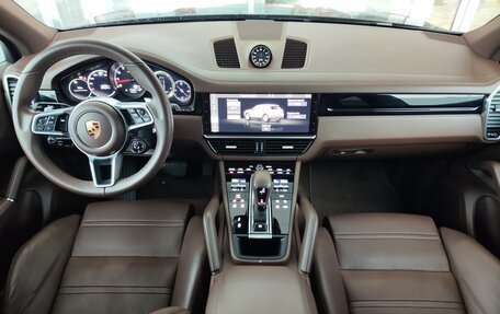 Porsche Cayenne III, 2020 год, 10 999 000 рублей, 6 фотография