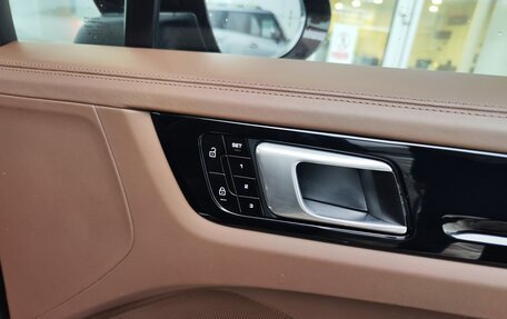 Porsche Cayenne III, 2020 год, 10 999 000 рублей, 18 фотография