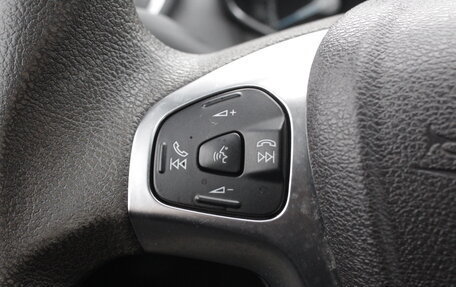 Ford Fiesta, 2015 год, 890 000 рублей, 9 фотография