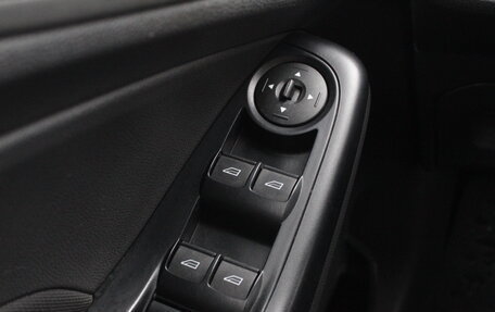 Ford Fiesta, 2015 год, 890 000 рублей, 17 фотография