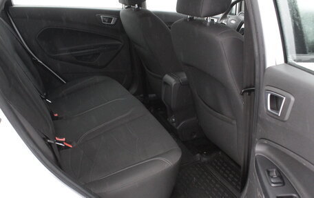 Ford Fiesta, 2015 год, 890 000 рублей, 19 фотография