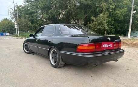 Toyota Celsior III, 1992 год, 900 000 рублей, 5 фотография