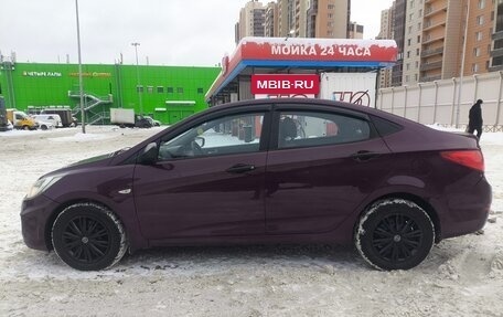 Hyundai Solaris II рестайлинг, 2011 год, 619 000 рублей, 4 фотография