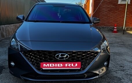 Hyundai Solaris II рестайлинг, 2021 год, 1 750 000 рублей, 8 фотография