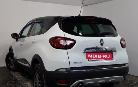Renault Kaptur I рестайлинг, 2017 год, 899 000 рублей, 4 фотография