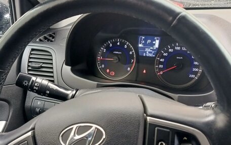 Hyundai Solaris II рестайлинг, 2015 год, 1 200 000 рублей, 6 фотография