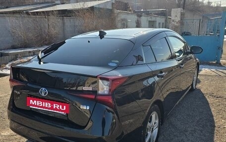 Toyota Prius IV XW50, 2020 год, 1 900 000 рублей, 4 фотография