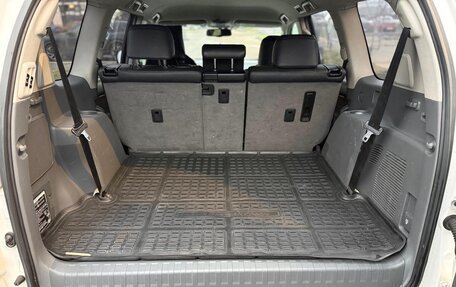 Toyota Land Cruiser Prado 150 рестайлинг 2, 2011 год, 2 400 000 рублей, 8 фотография