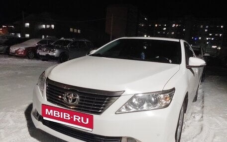 Toyota Camry, 2014 год, 1 790 000 рублей, 2 фотография