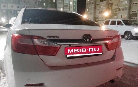 Toyota Camry, 2014 год, 1 790 000 рублей, 4 фотография