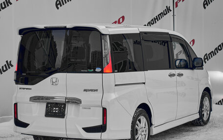 Honda Stepwgn IV, 2016 год, 2 100 000 рублей, 6 фотография