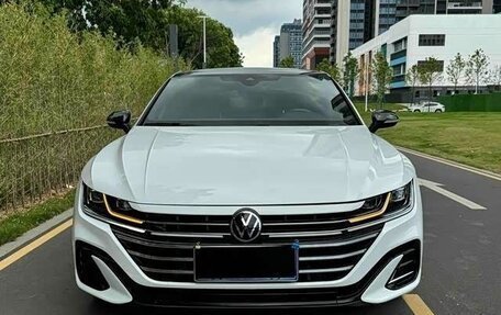 Volkswagen Arteon I, 2023 год, 3 925 000 рублей, 2 фотография