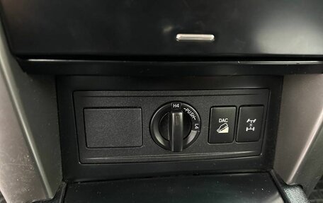 Toyota Land Cruiser Prado 150 рестайлинг 2, 2012 год, 2 550 000 рублей, 14 фотография