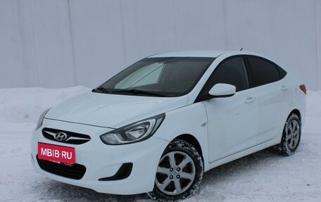 Hyundai Solaris II рестайлинг, 2013 год, 694 000 рублей, 1 фотография