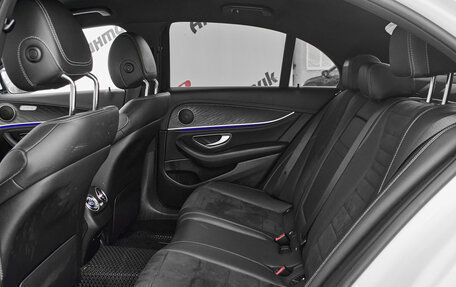 Mercedes-Benz E-Класс, 2020 год, 4 325 000 рублей, 18 фотография