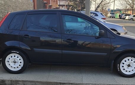 Ford Fiesta, 2007 год, 450 000 рублей, 2 фотография