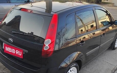 Ford Fiesta, 2007 год, 450 000 рублей, 4 фотография