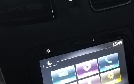 Renault Logan II, 2022 год, 1 300 000 рублей, 3 фотография