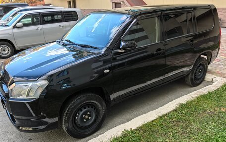 Toyota Probox I, 2024 год, 2 000 000 рублей, 2 фотография