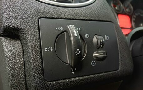 Ford Focus II рестайлинг, 2007 год, 499 000 рублей, 17 фотография