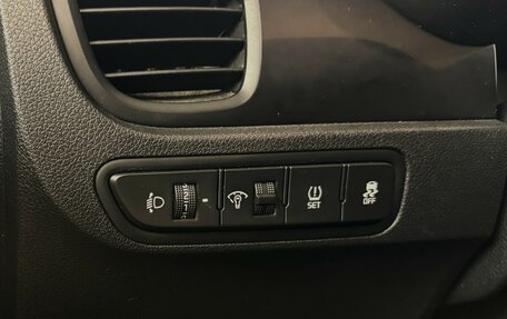 KIA Rio IV, 2017 год, 1 325 000 рублей, 8 фотография