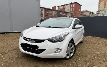 Hyundai Elantra V, 2012 год, 960 000 рублей, 3 фотография