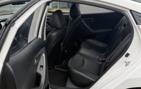 Hyundai Elantra V, 2012 год, 960 000 рублей, 10 фотография