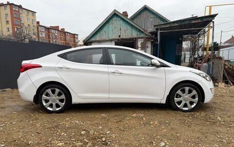 Hyundai Elantra V, 2012 год, 960 000 рублей, 8 фотография