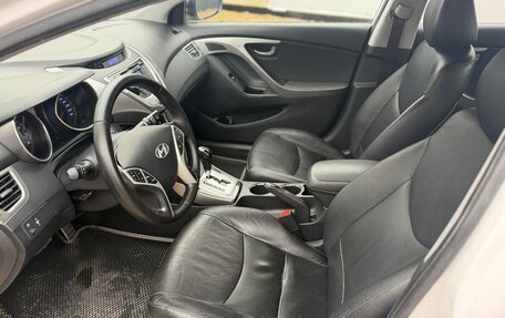 Hyundai Elantra V, 2012 год, 960 000 рублей, 12 фотография