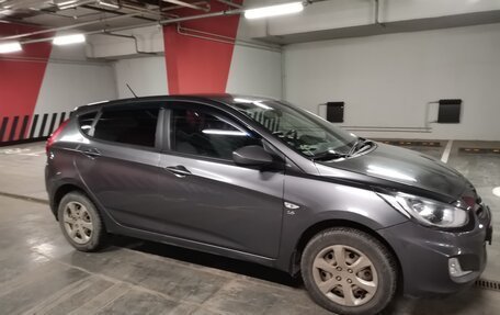 Hyundai Solaris II рестайлинг, 2013 год, 750 000 рублей, 6 фотография