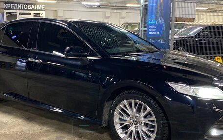 Toyota Camry, 2019 год, 2 575 000 рублей, 3 фотография
