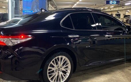 Toyota Camry, 2019 год, 2 575 000 рублей, 11 фотография