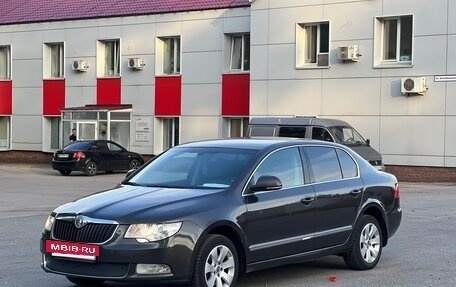 Skoda Superb III рестайлинг, 2011 год, 1 200 000 рублей, 5 фотография