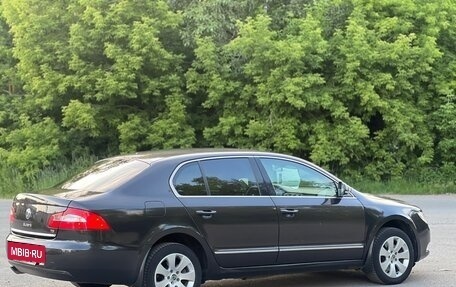 Skoda Superb III рестайлинг, 2011 год, 1 200 000 рублей, 6 фотография