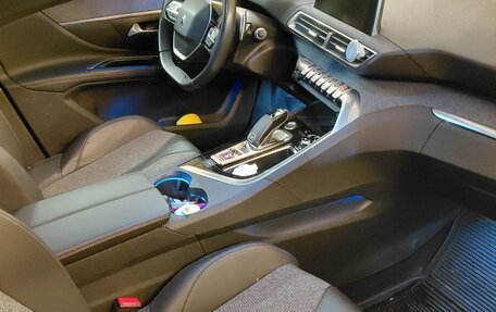 Peugeot 5008 II, 2018 год, 2 100 000 рублей, 6 фотография