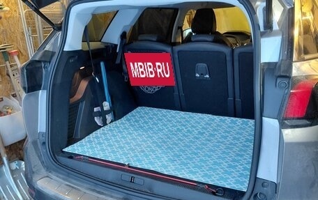 Peugeot 5008 II, 2018 год, 2 100 000 рублей, 7 фотография