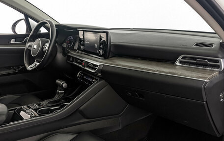 KIA K5, 2021 год, 2 700 000 рублей, 13 фотография