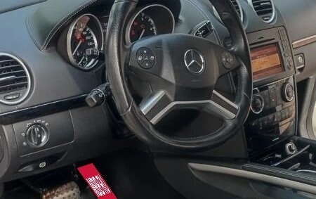 Mercedes-Benz M-Класс, 2011 год, 2 400 000 рублей, 23 фотография